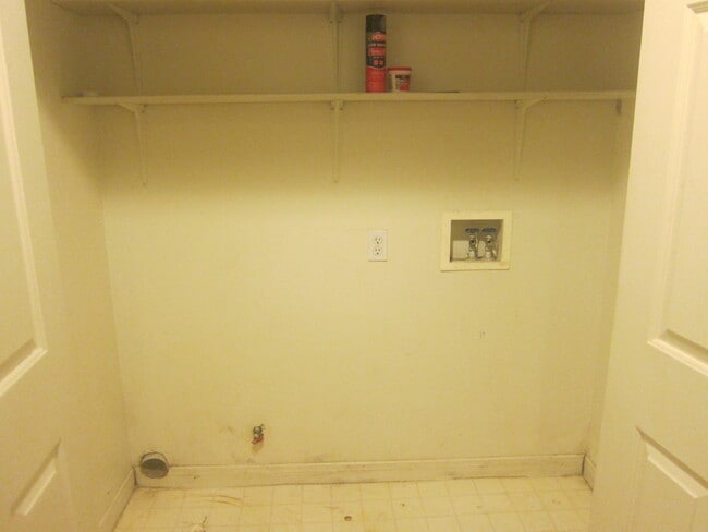 Building Photo - 29840 Landau Blvd