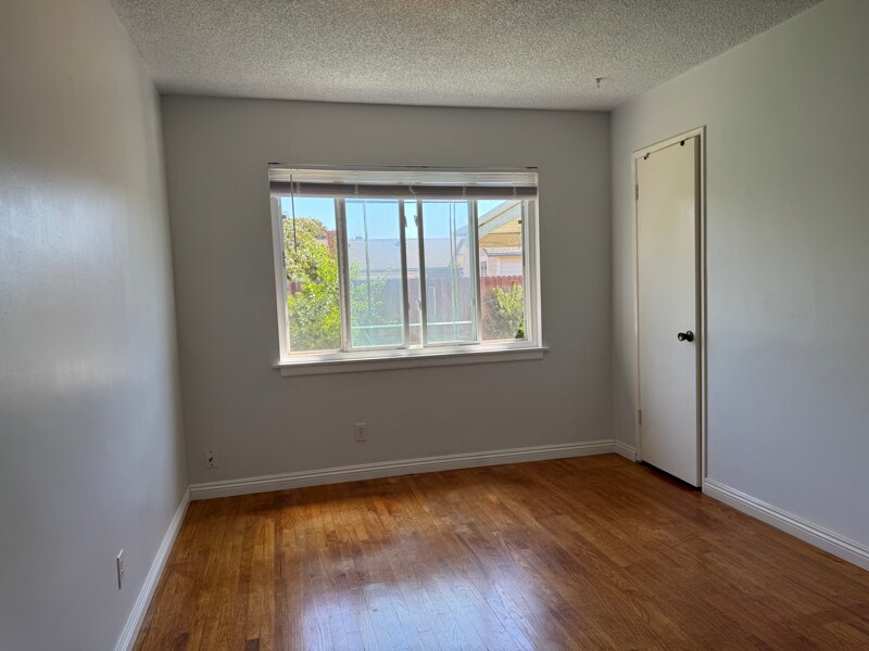 Building Photo - 260 Arnett Ave