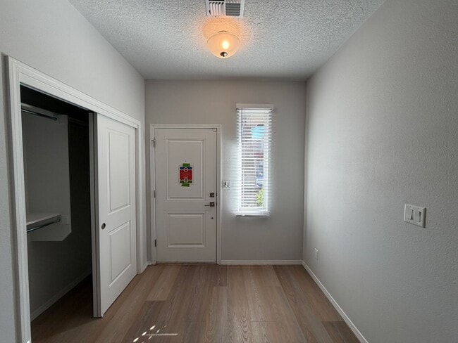 Building Photo - 2 Bedroom Single Story New Build in Mesa Del Sol Near Netflix Studios!