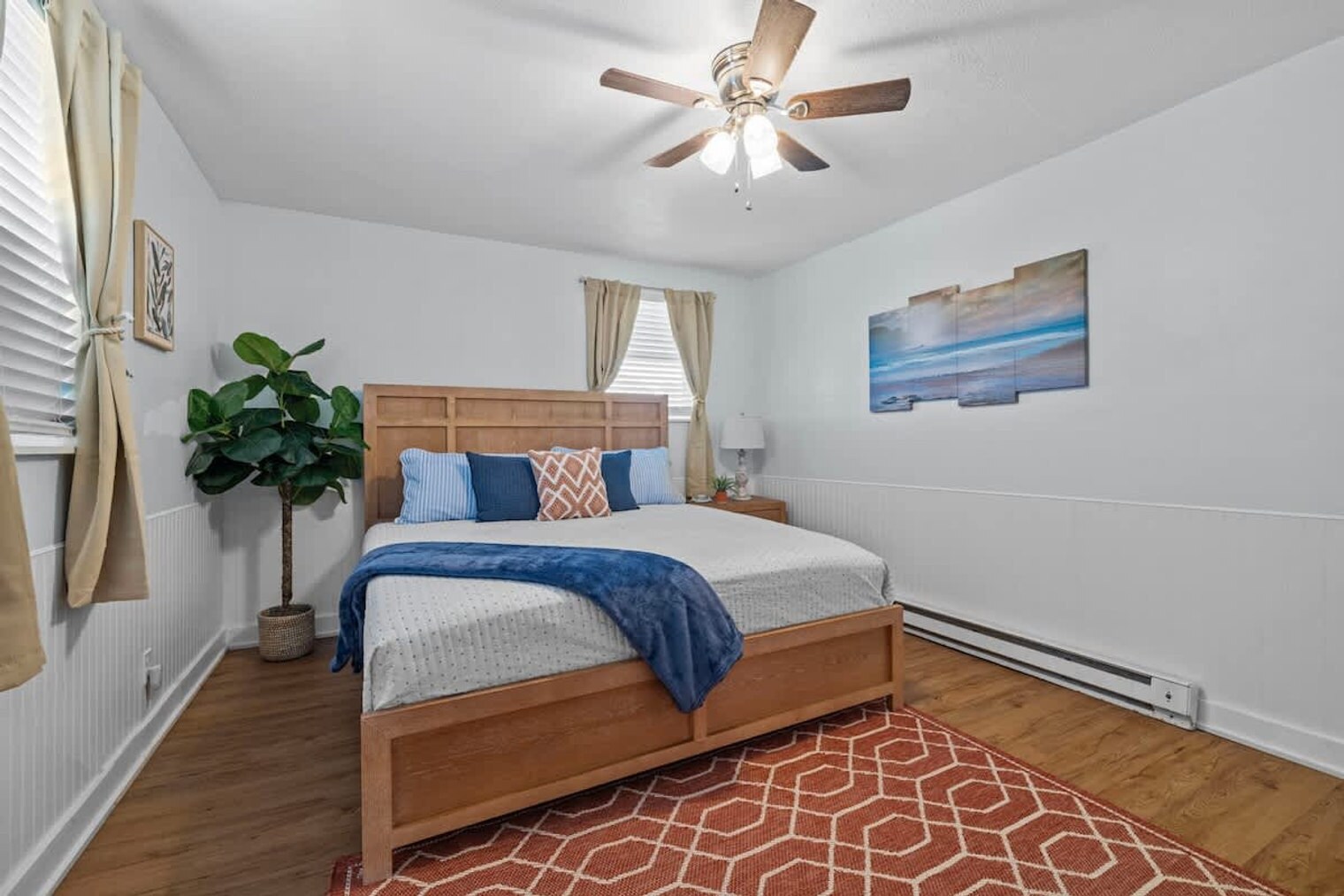 Building Photo - 1427 W Ocean View Ave