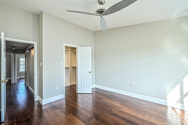 Building Photo - 44171 Paget Terrace