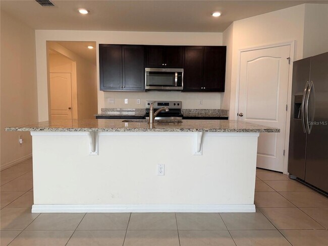 Building Photo - 4657 Bernard Blvd