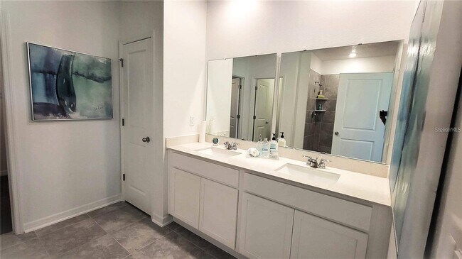 Building Photo - 397 Singing Sand Cir