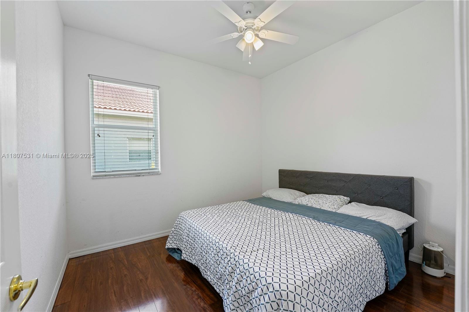 Building Photo - 4294 Diamond Ter
