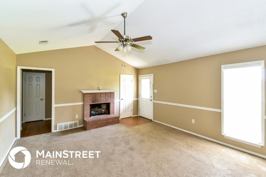 Building Photo - 7163 Layne Dr