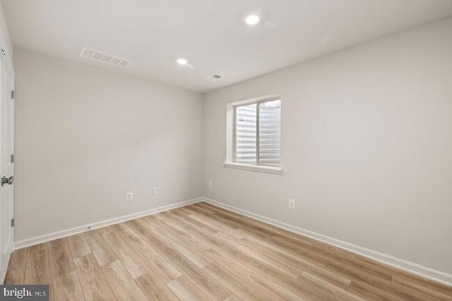 Building Photo - 1357 Cedar Vly Rd