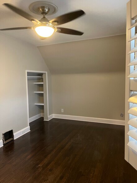 bedroom 1 - 3408 Parklane Dr