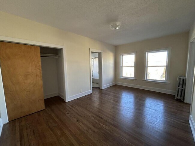 Primary Photo - 0 bedroom in Chicago IL 60646