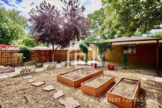 Building Photo - 2670 W 40th Ave