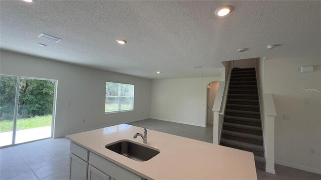 Building Photo - 43 Hickory Crse Trl