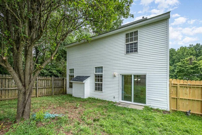 Building Photo - 9026 Tibble Creek Way