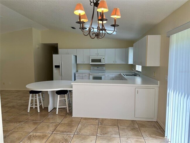 Building Photo - 4416 Redcoat Dr
