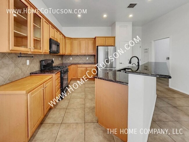 Building Photo - 1061 S Seldon Pl