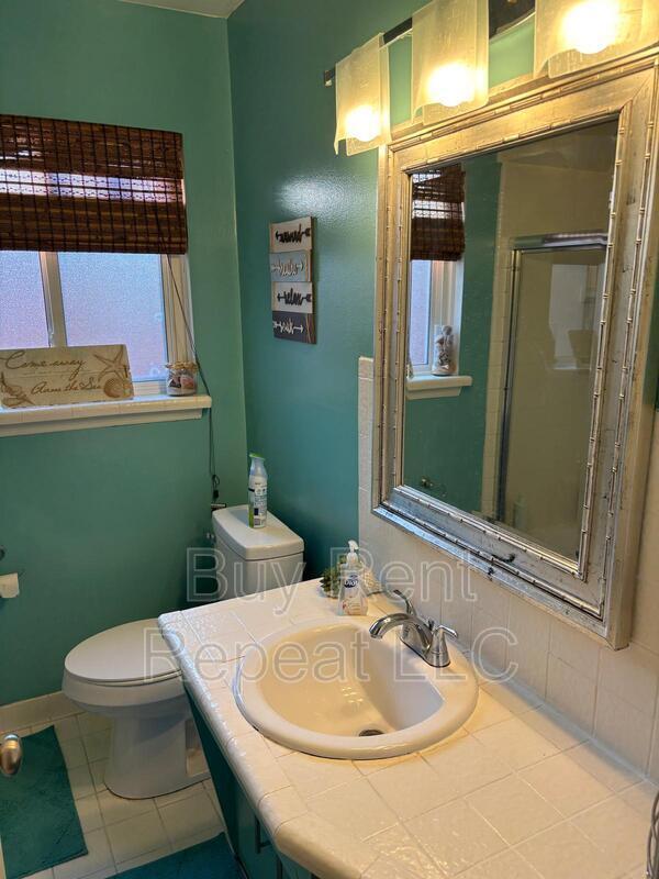 Building Photo - 5309 Grovedale St