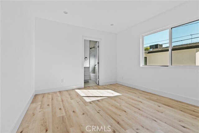 Building Photo - 14448 Pinney St