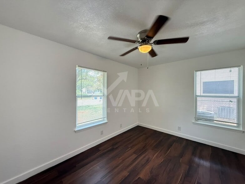 Building Photo - 5306 Boatman Rd