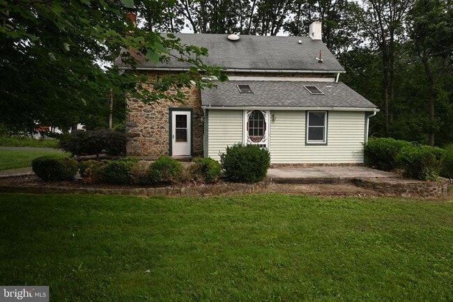 Building Photo - 2420 Urffers Rd