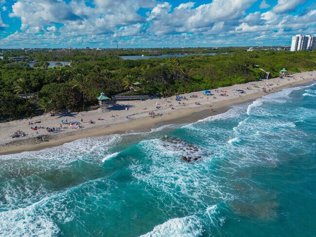 Building Photo - 299 SW 7th St