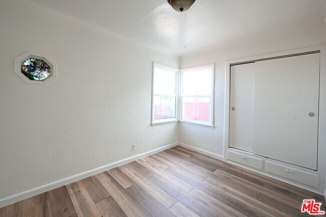 Building Photo - 4430 W 134th St