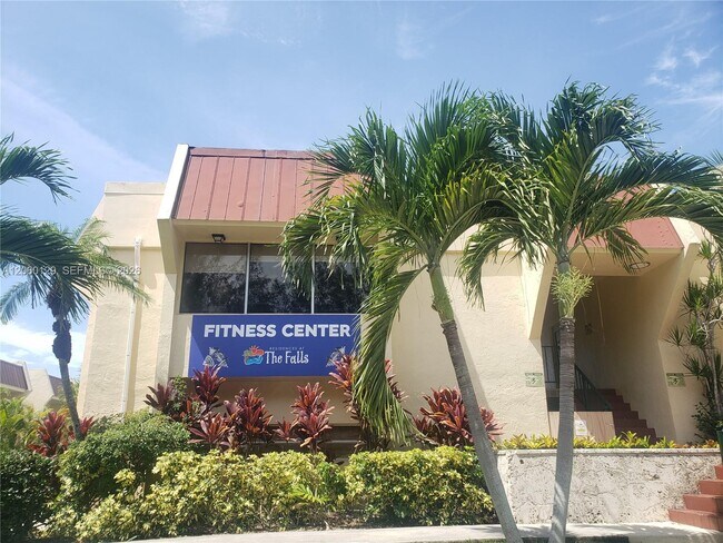 Building Photo - 13934 SW 90th Ave