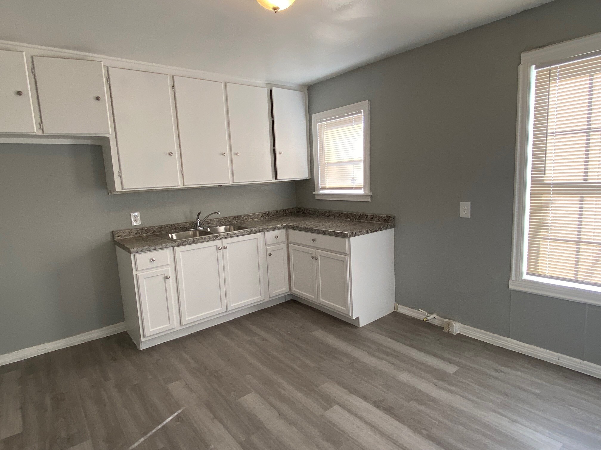 Building Photo - 1326 NW 100th St