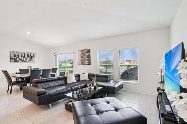Building Photo - 4834 Edensbridge Ln