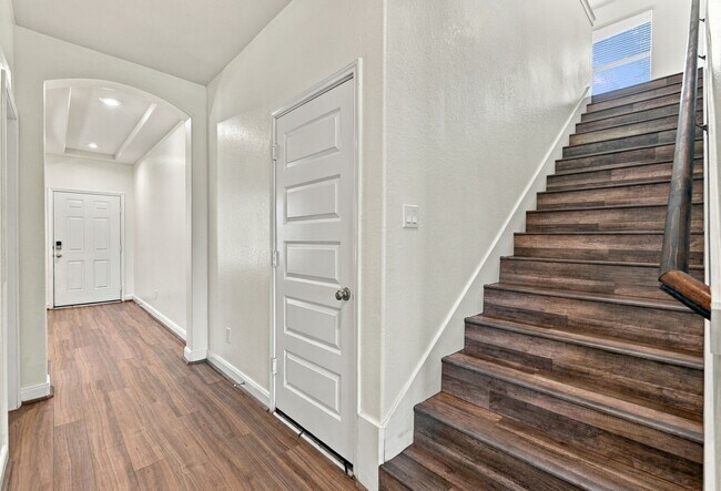 Building Photo - 24250 Prairie Glen Ln
