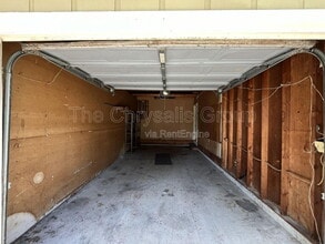 Building Photo - 424 Heritage Ln