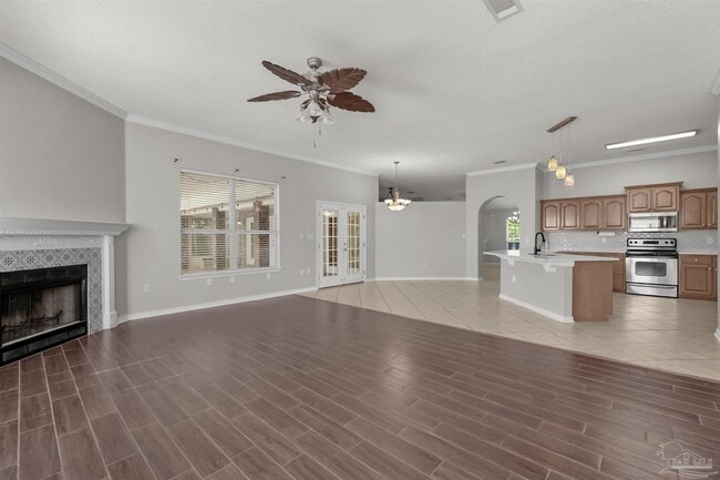 Building Photo - 2491 Parkridge Dr