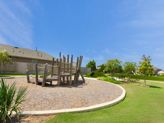 Building Photo - 15881 Blass Vly Dr