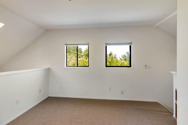 Building Photo - 21 San Benito Rd