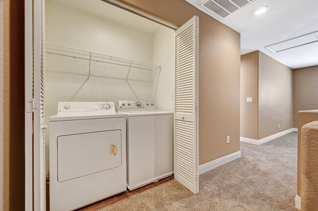 Building Photo - Quaint two-story home in a gated Las Vegas...