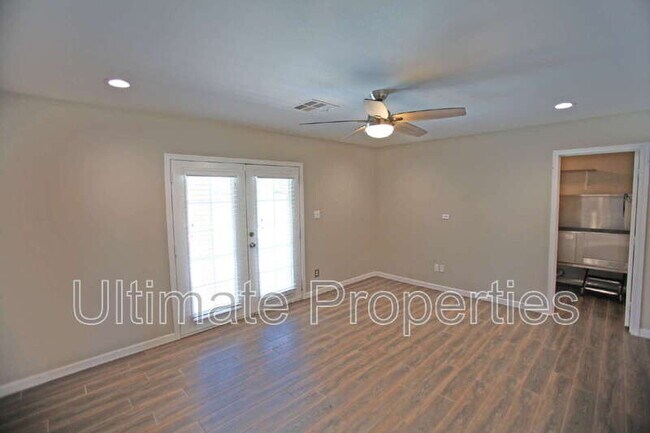 Building Photo - 17802 N 43rd Way