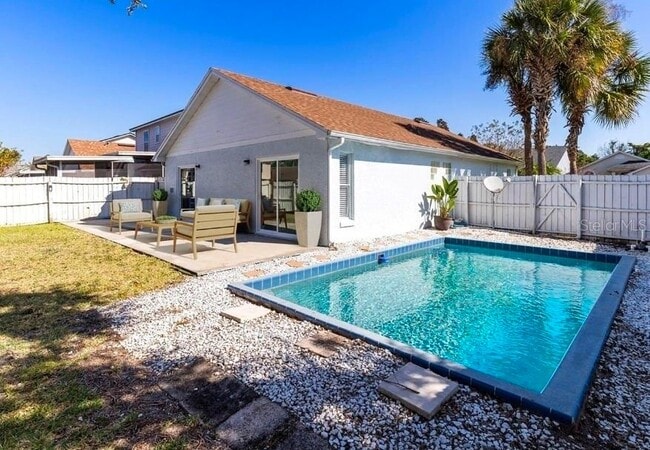 Building Photo - 3383 Hamlet Loop