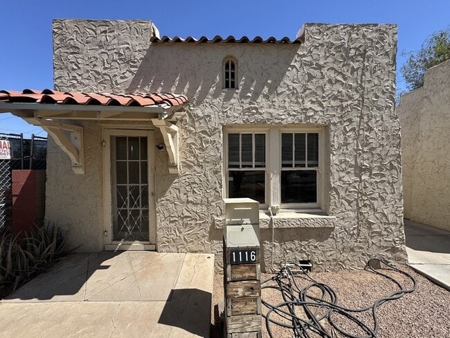 Building Photo - Garfield Bungalow