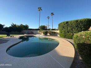 Building Photo - 5021 W Echo Ln