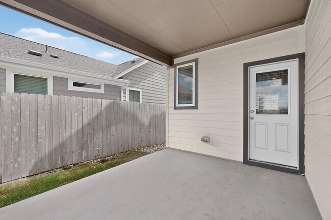 Building Photo - 6317 Marsh Ln