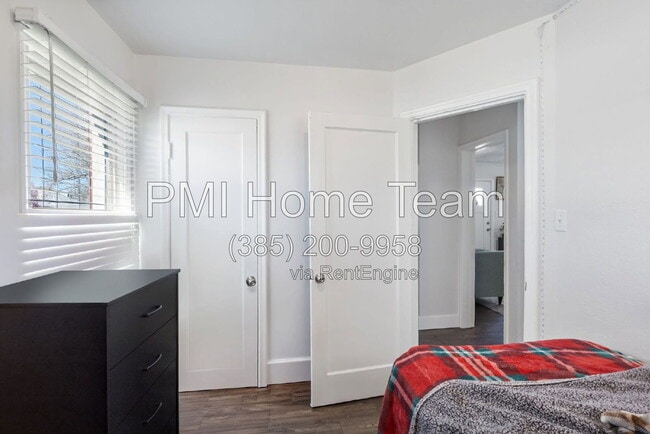 Building Photo - 732 Campbell Heights