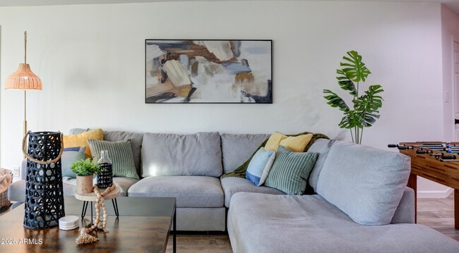 Building Photo - 7225 E Villa Way