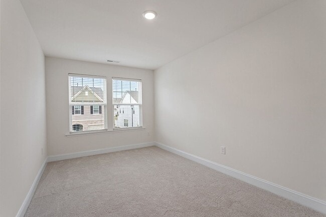 Building Photo - Beautiful 3-Bedroom Home in Desirable Clayton Community | Modern Finishes & Great Location