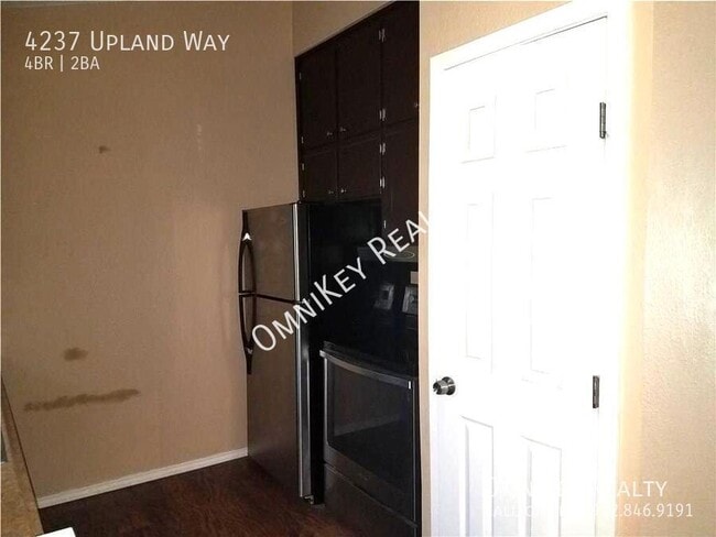 Building Photo - 4237 Upland Way