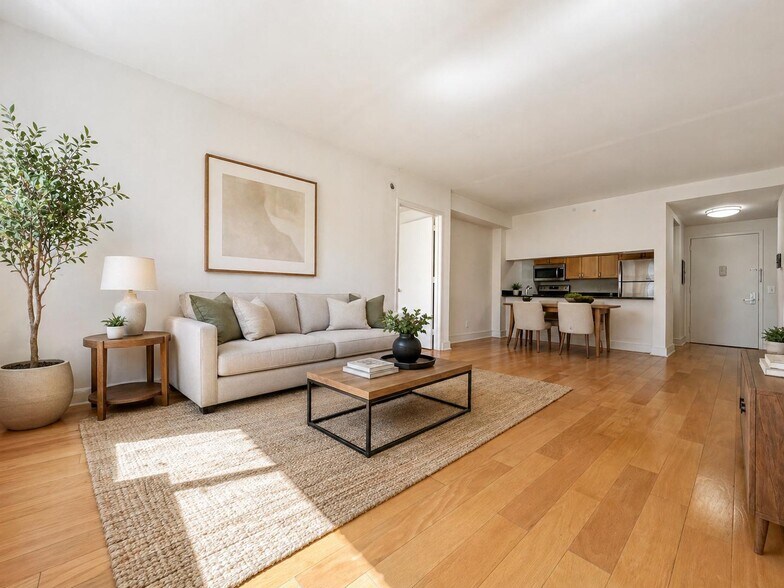 Building Photo - 323 W 96th St