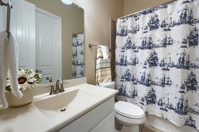 Building Photo - 7119 Isle Royale Ln