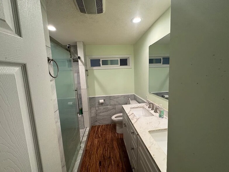 Building Photo - 2847 W Lelehuna Pl