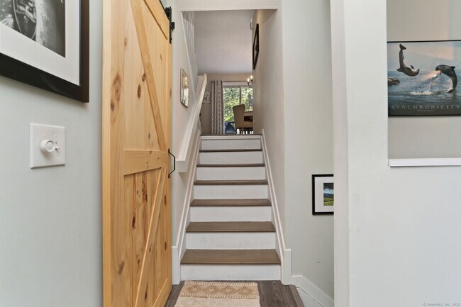 Building Photo - 101 Grove St