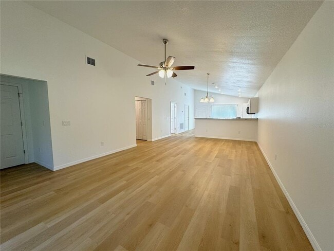 Building Photo - 1017 Carnegie Dr