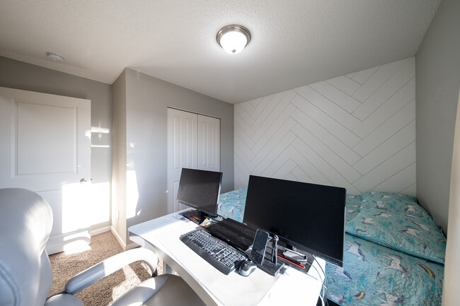 Building Photo - 15233 Emory Ave