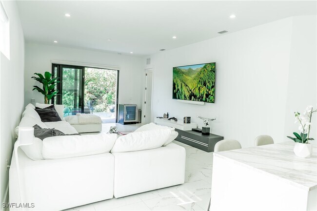 Building Photo - 4064 Full Moon Ct