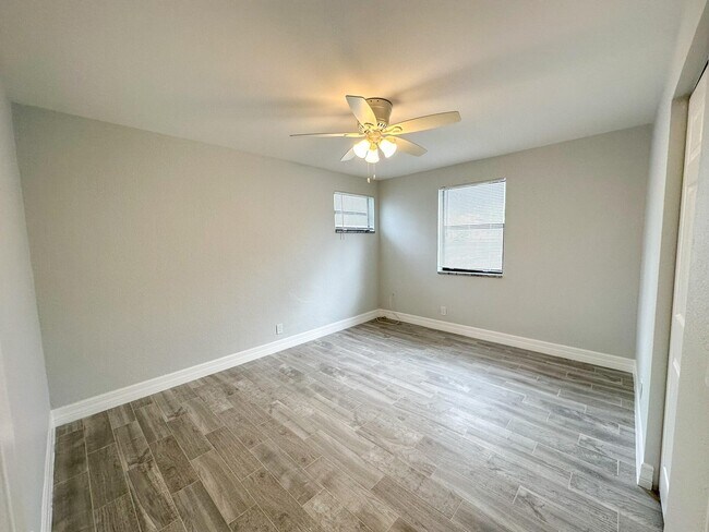 Building Photo - 1319 Douglass Ave