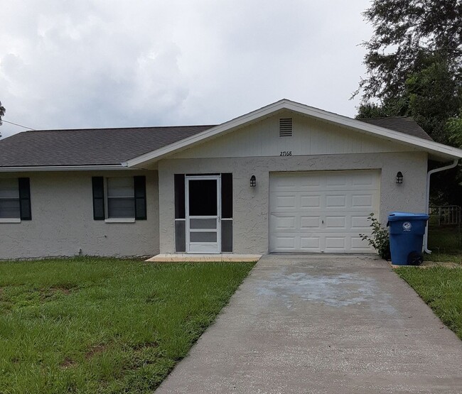 Primary Photo - Beautiful 3 Bed 1 Bath Single Family Home
